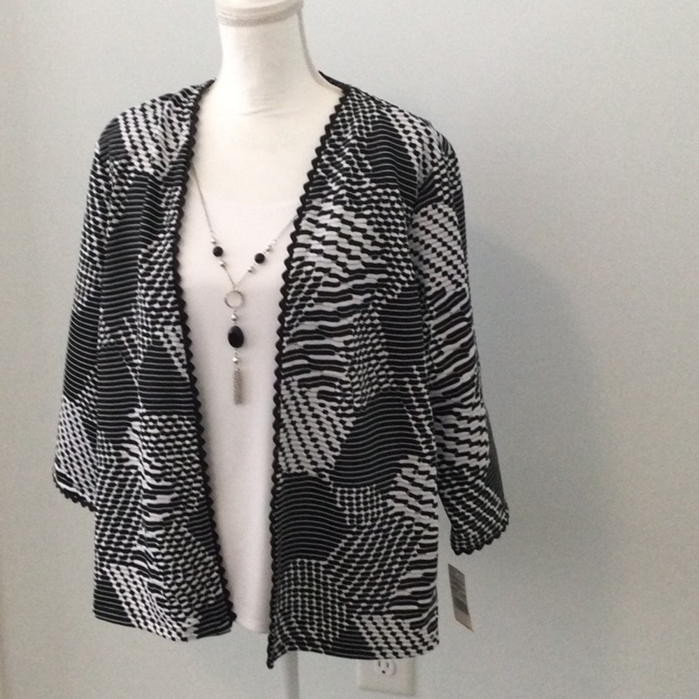 Alfred Dunner top